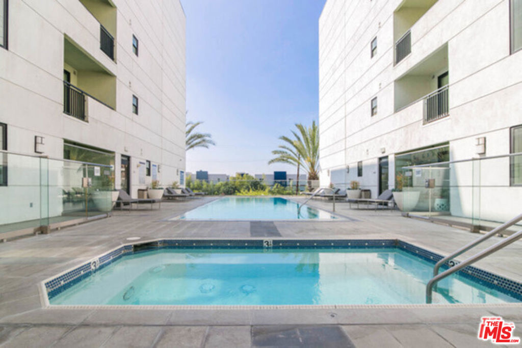 1234 Wilshire Boulevard 531