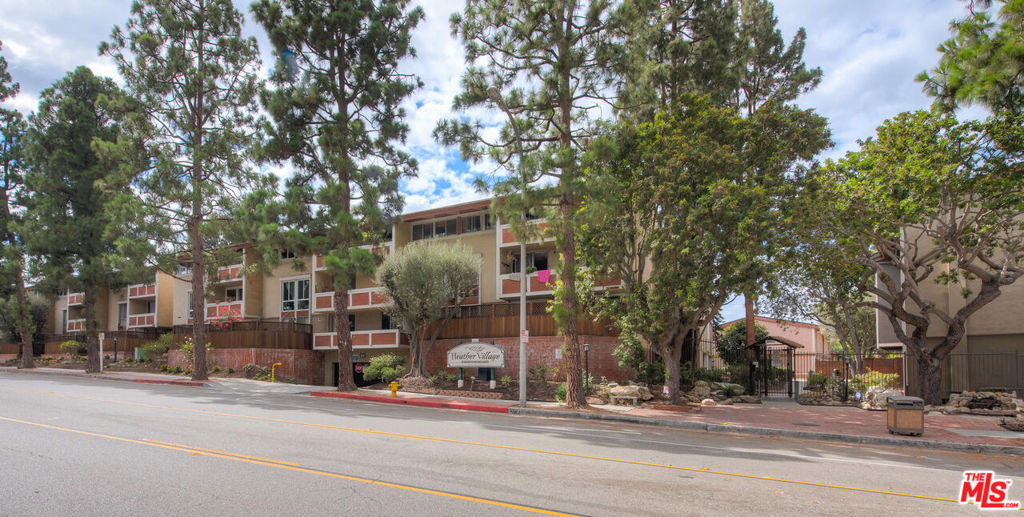 6545 Green Valley Circle 307