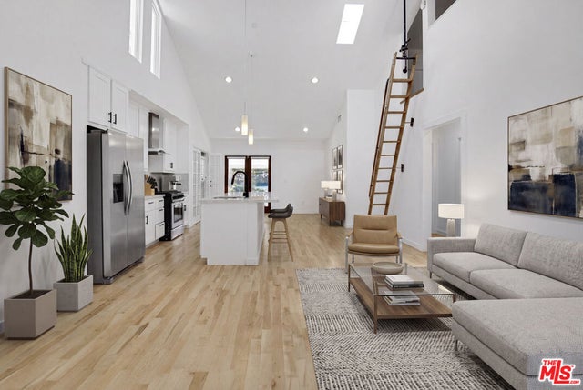 1878 Echo Park Avenue, Los Angeles