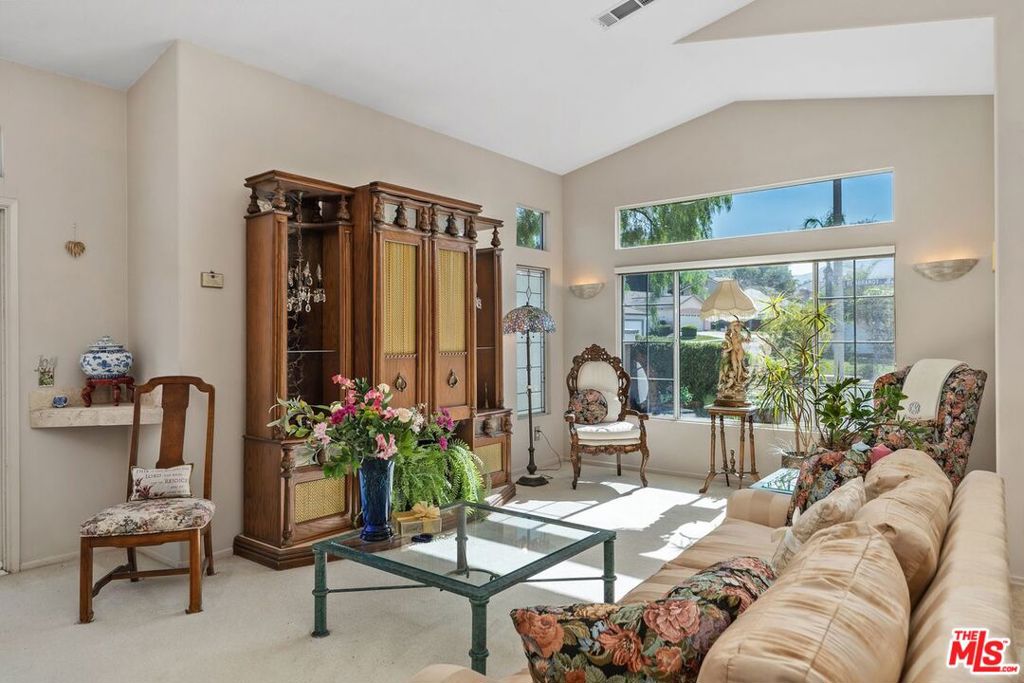 435 Rembrandt Drive