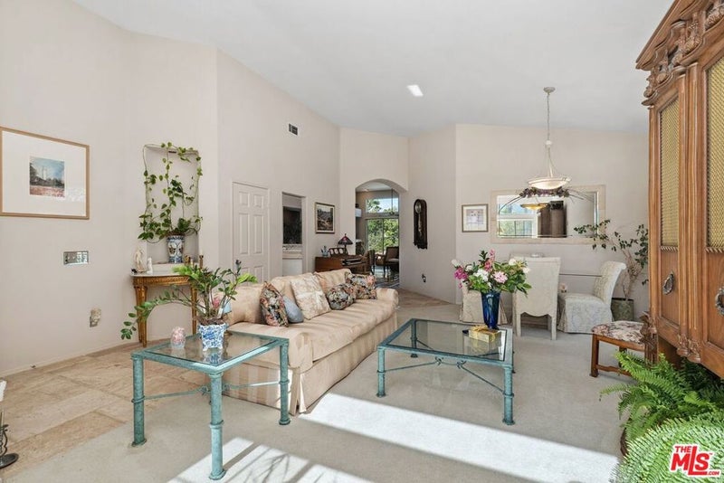 435 Rembrandt Drive