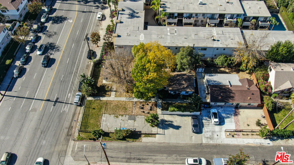 11903 Burbank Boulevard