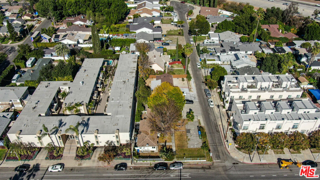 11903 Burbank Boulevard