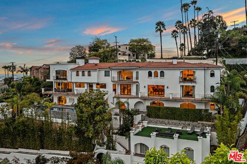 4733 Bonvue Avenue Los Angeles CA 90027