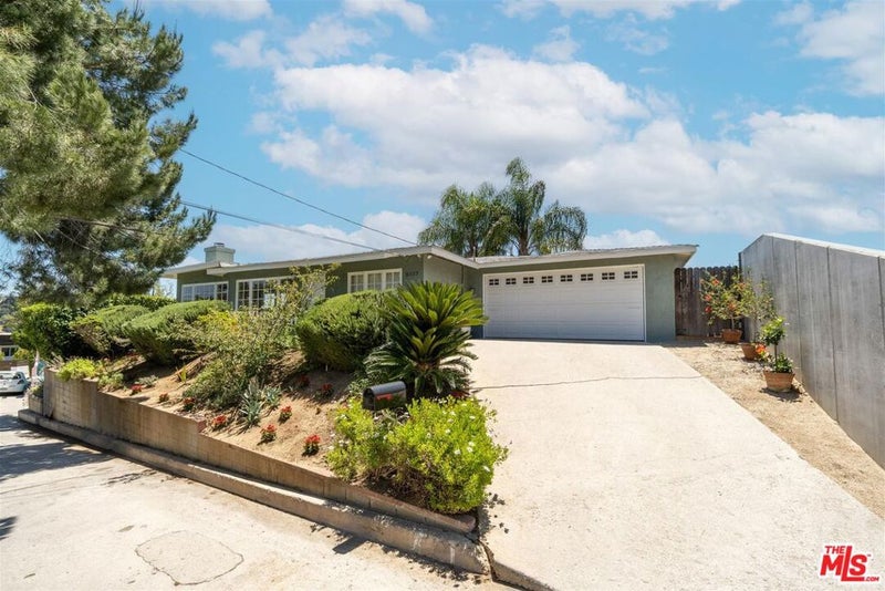 2337 Sunset Heights Drive