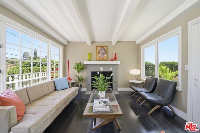 2337 Sunset Heights Drive