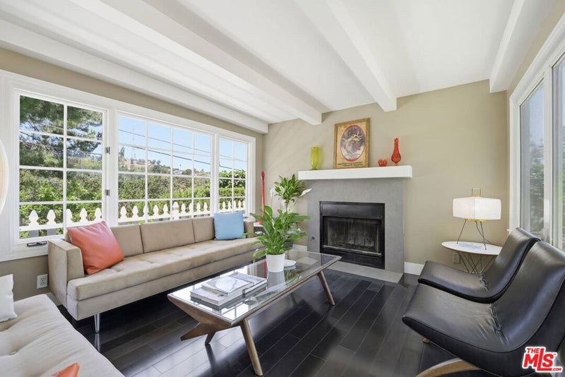 2337 Sunset Heights Drive