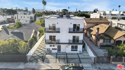 5436 Romaine Street Los Angeles CA 90038