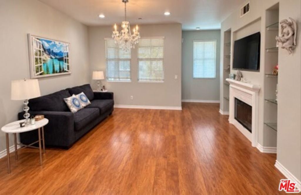 4530 Via Presidio