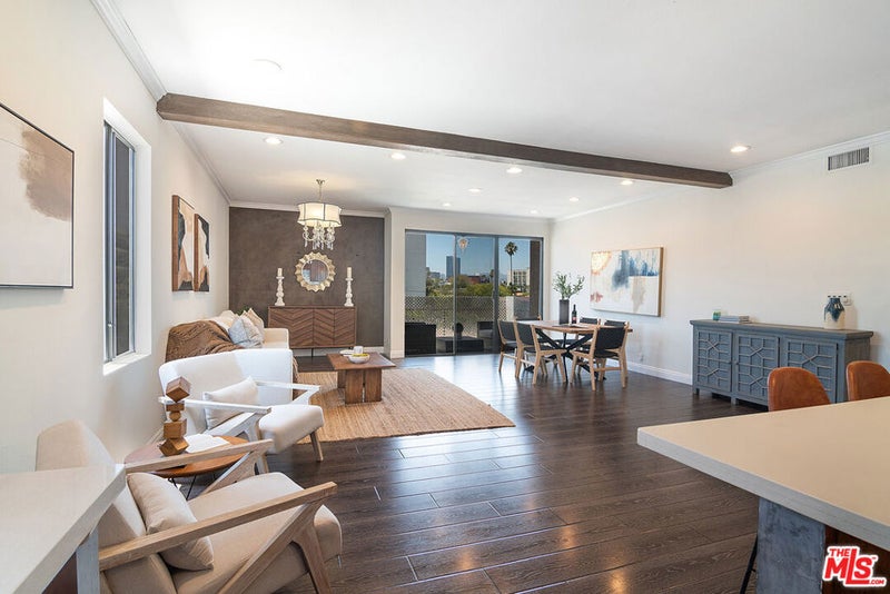 1101 Rexford Drive 302