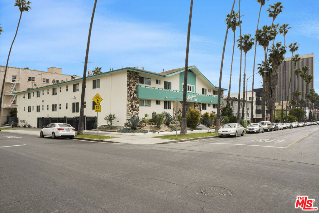 400 S Mariposa Avenue