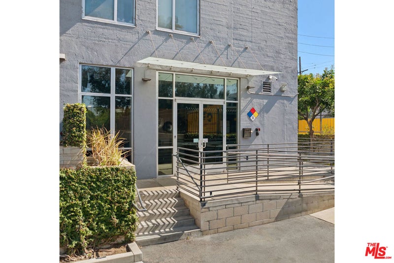 825 E 4th Street 503