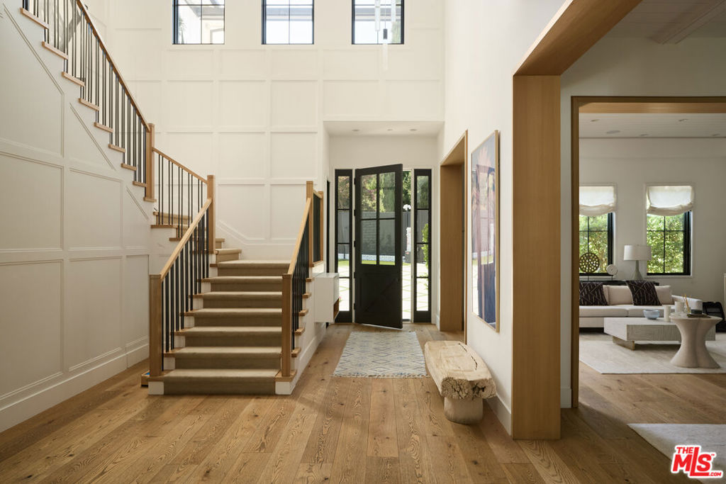 4634 White Oak Avenue