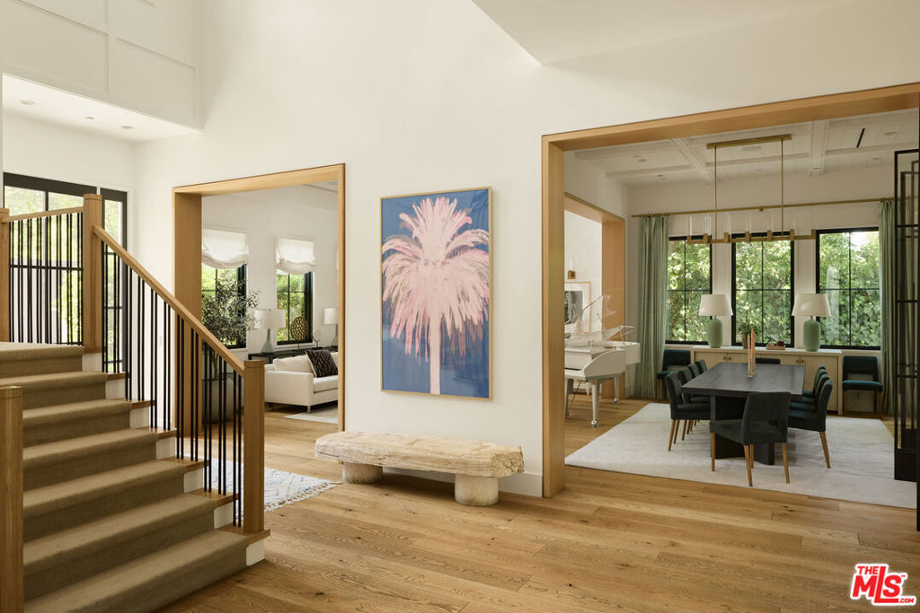 4634 White Oak Avenue