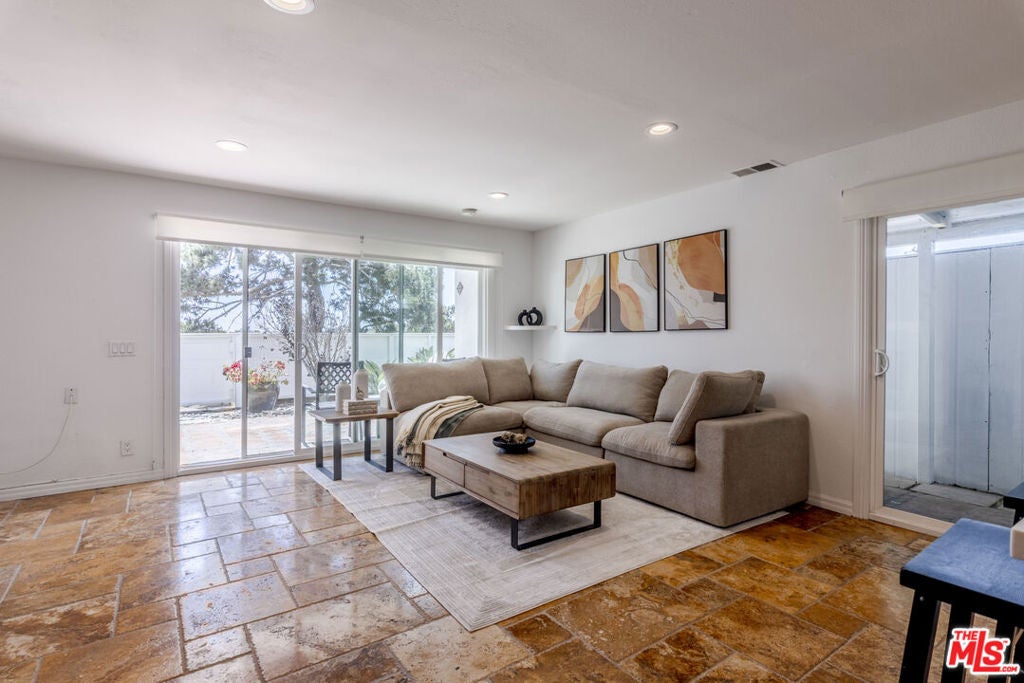 28711 PACIFIC COAST Highway 30