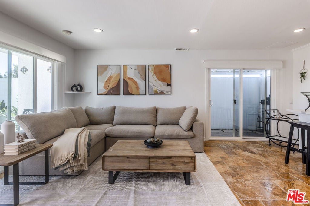 28711 PACIFIC COAST Highway 30