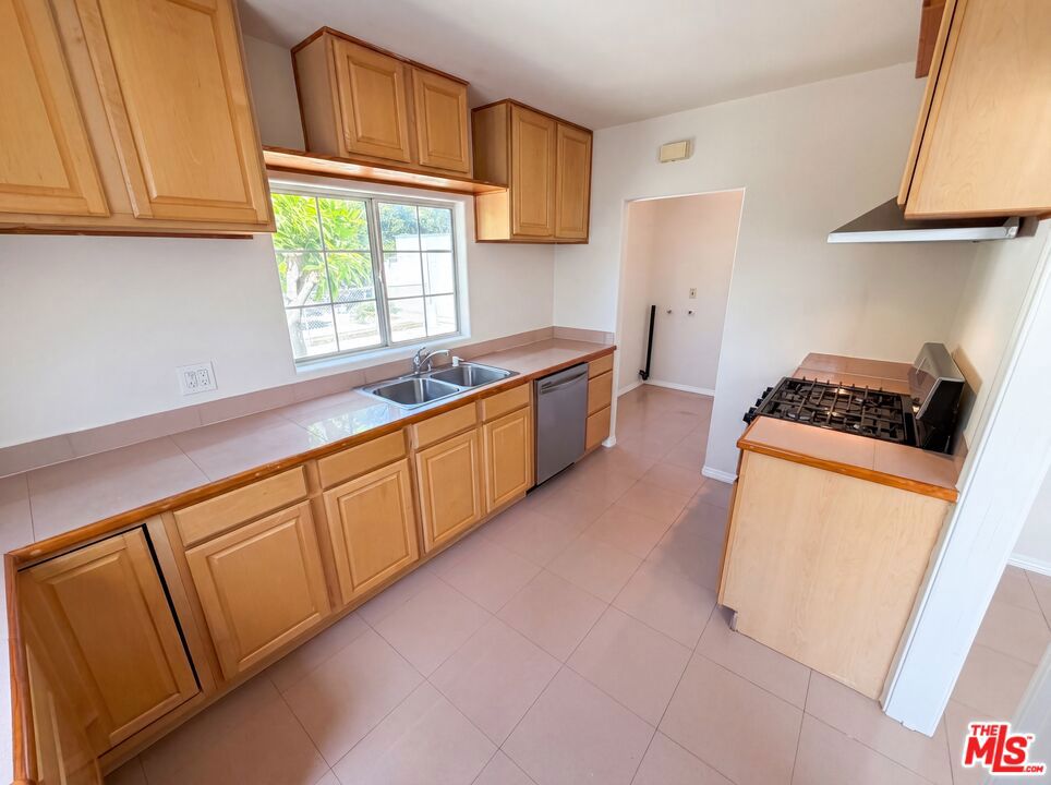 817 S 9th Street