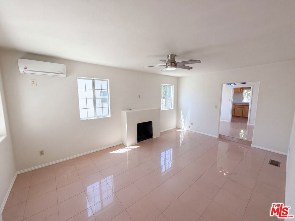817 S 9th Street
