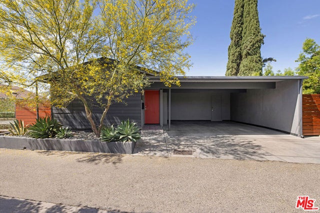 523 Marie Avenue, Los Angeles