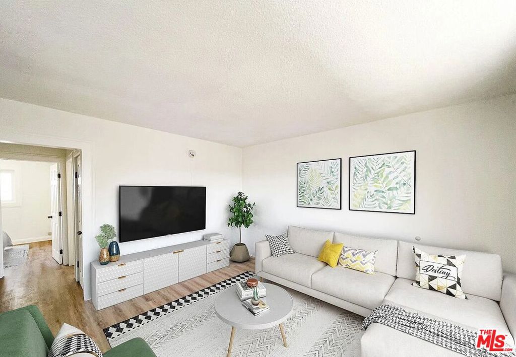 1641 S New Hampshire Avenue