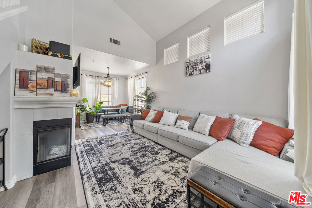 432 Middlebury Court