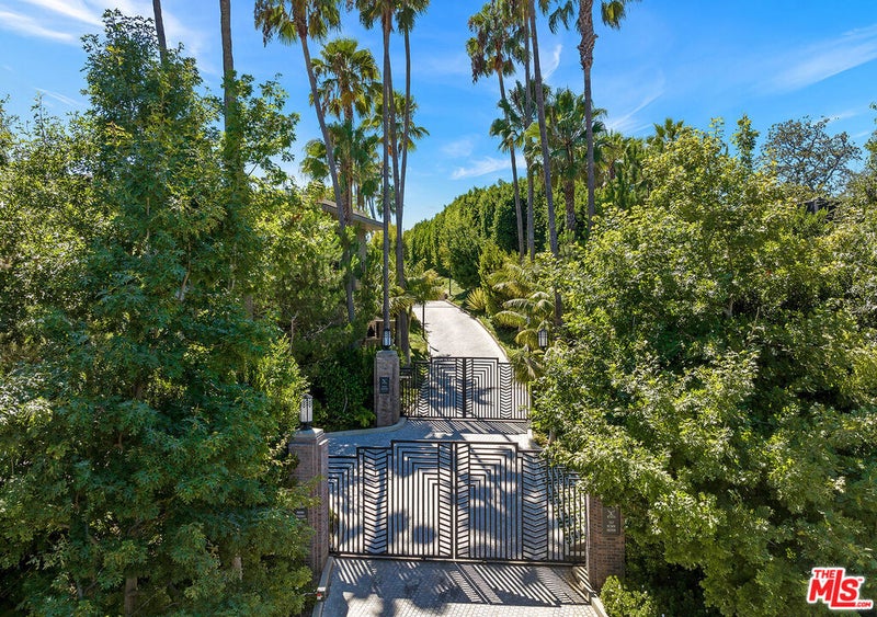 107 Delfern Drive