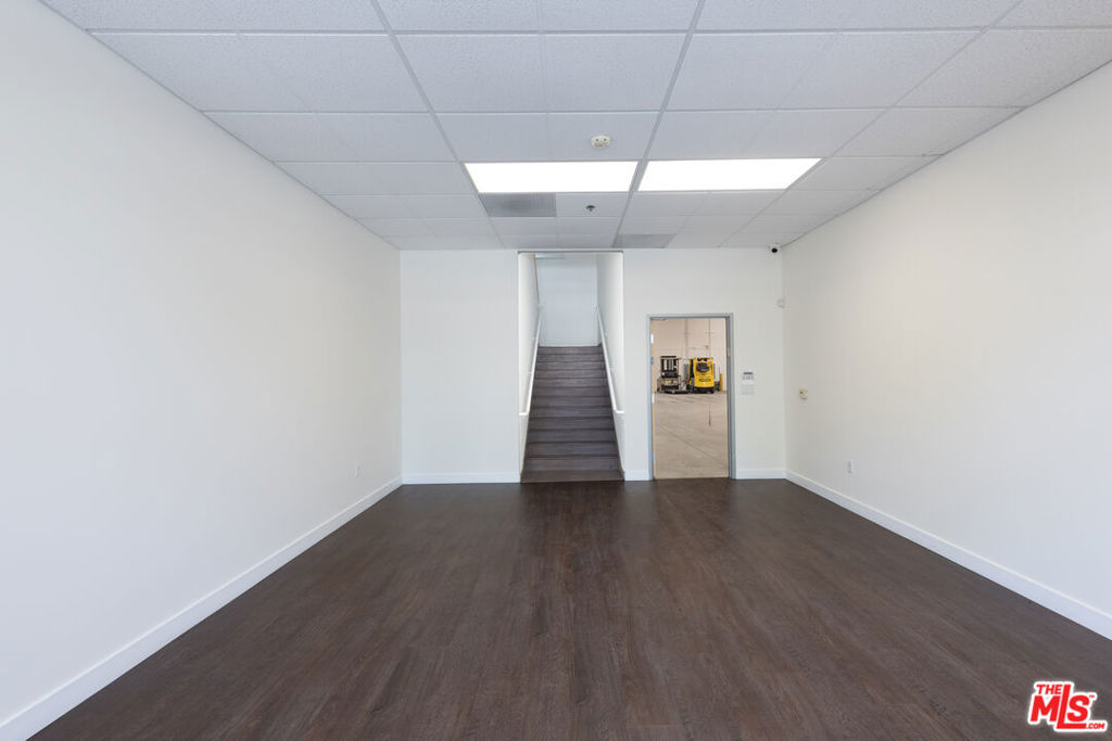 4750 Calle Carga