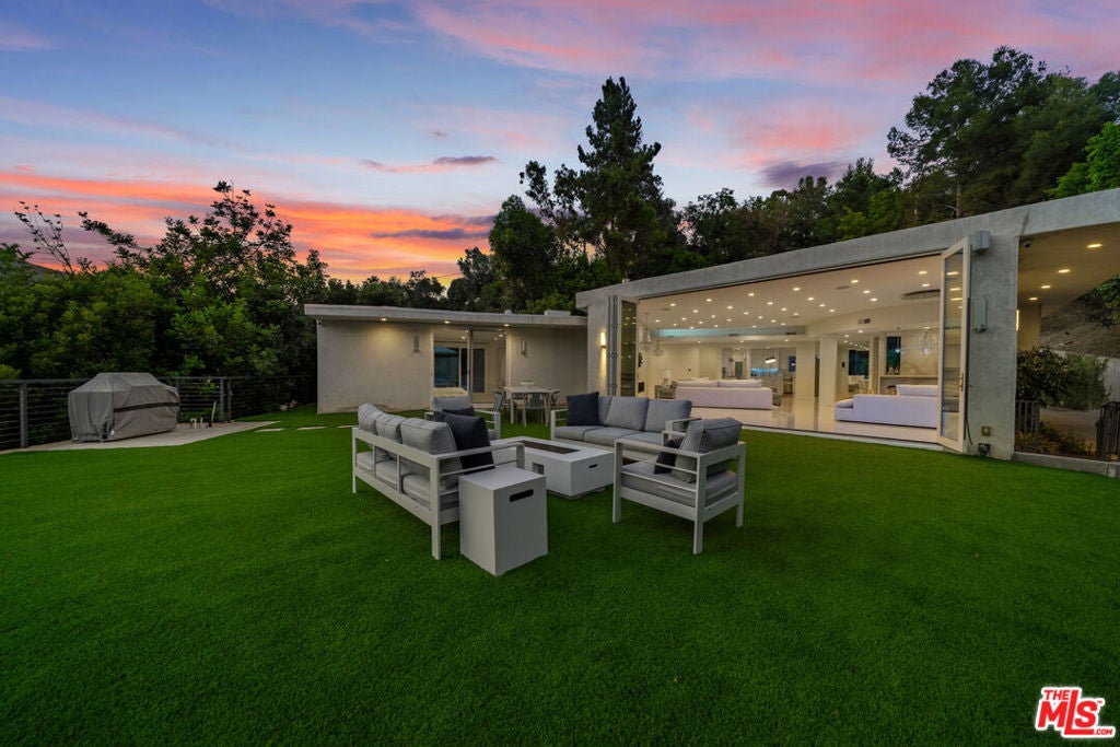 1040 Montego Drive
