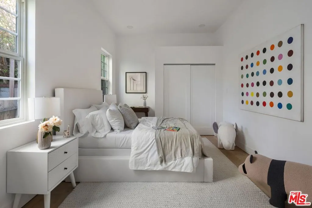 Los Angeles, California 90064, United States, 5 Bedrooms Bedrooms, ,5 BathroomsBathrooms,Residential,Active,229616