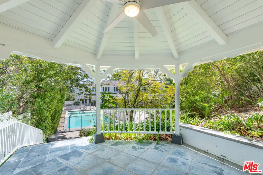 Tarzana, California 91356, United States, 5 Bedrooms Bedrooms, ,6 BathroomsBathrooms,Residential,Active,151863