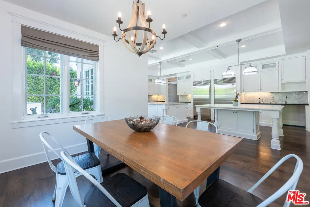 Tarzana, California 91356, United States, 5 Bedrooms Bedrooms, ,6 BathroomsBathrooms,Residential,Active,151863