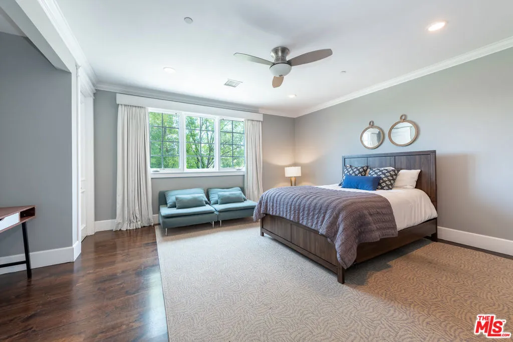 Tarzana, California 91356, United States, 5 Bedrooms Bedrooms, ,6 BathroomsBathrooms,Residential,Active,151863