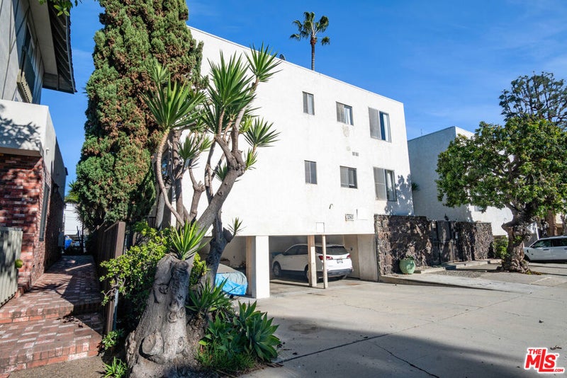 1243 12th Street