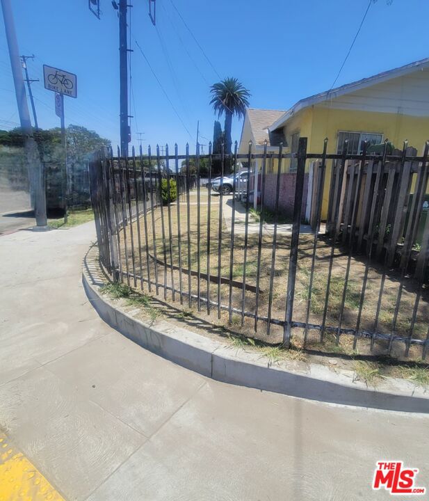 1854 E 92nd Street