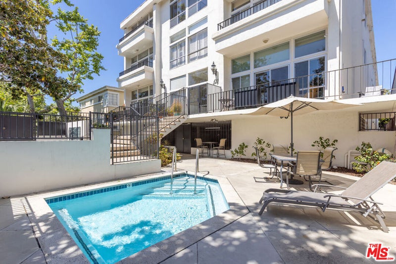 511 San Vicente Boulevard 107