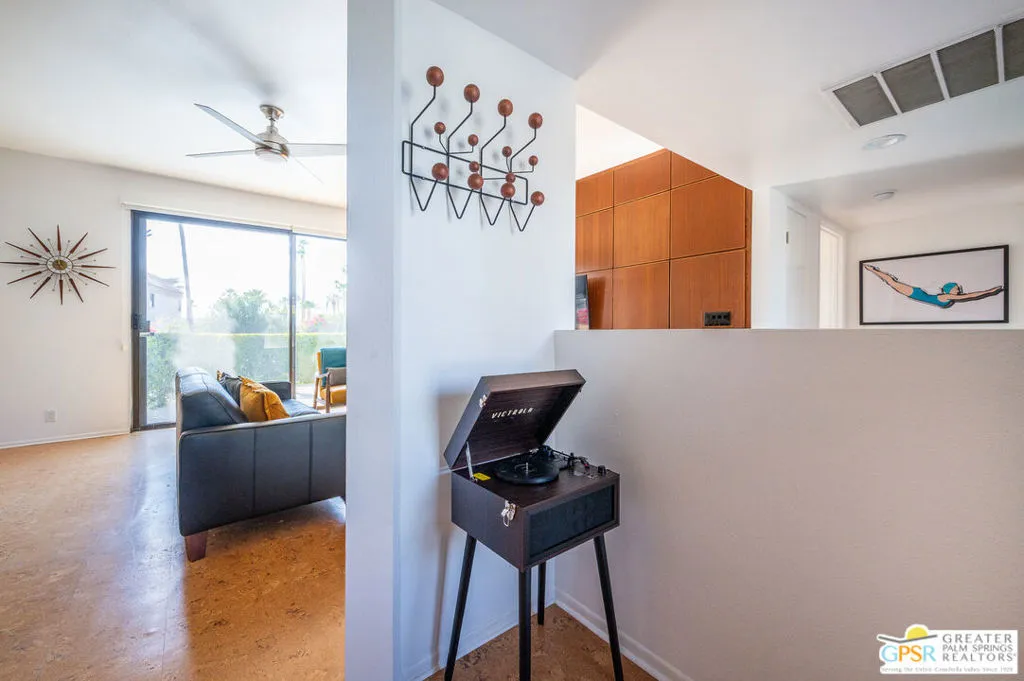 Cathedral City, California 92234, United States, 2 Bedrooms Bedrooms, ,2 BathroomsBathrooms,Residential,Active,199000