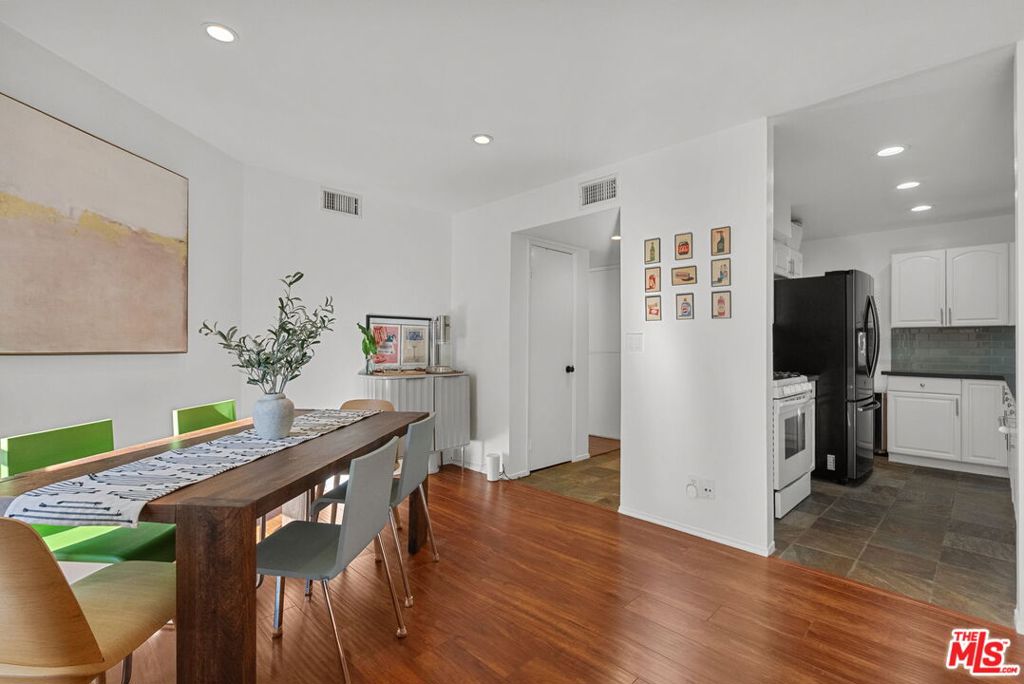 1940 N Highland Avenue 21