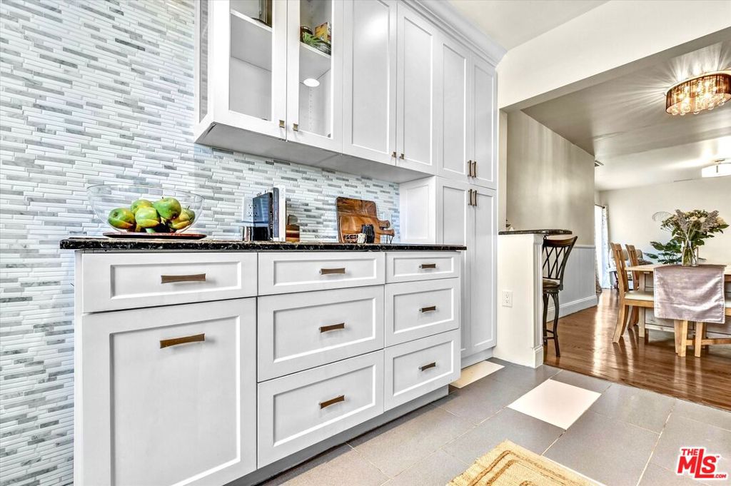 Properties 4 11670 W Sunset Boulevard 303