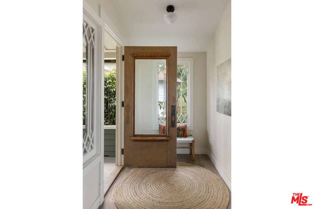 Properties 3 844 E Kensington Road