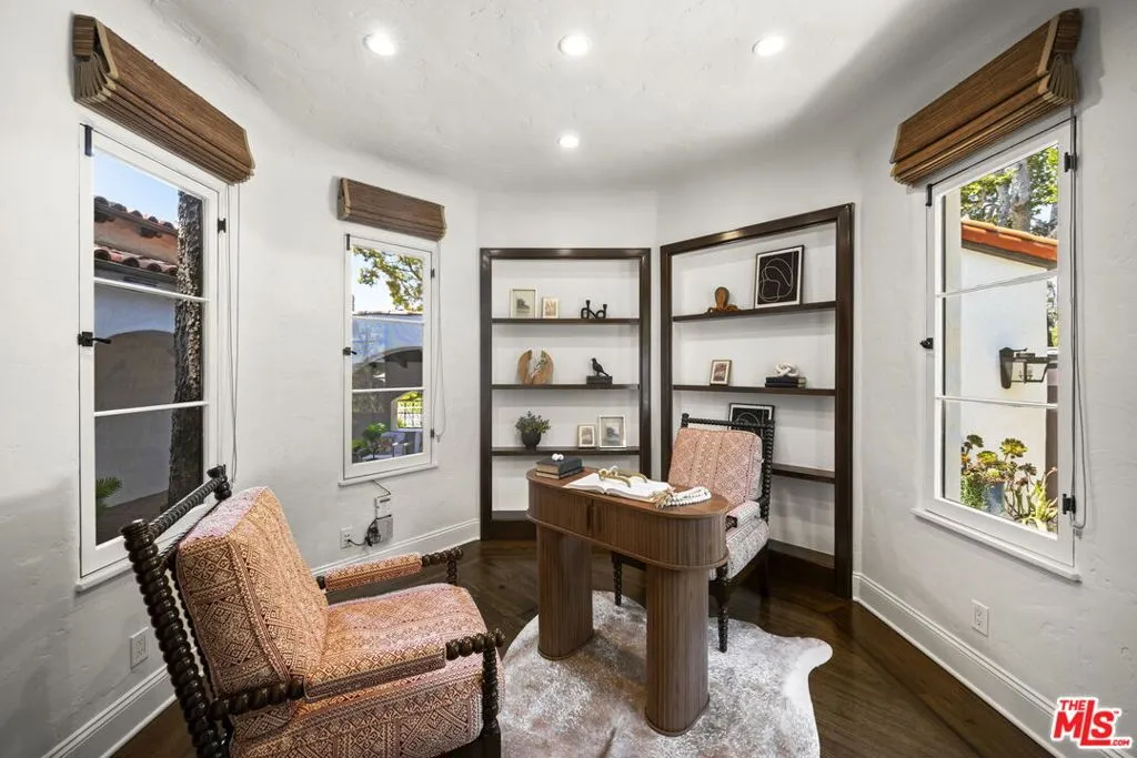 Los Angeles, California 90064, United States, 5 Bedrooms Bedrooms, ,5 BathroomsBathrooms,Residential,Active,191506