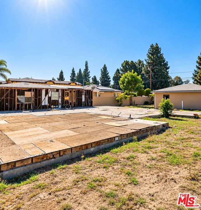 7302 Irwingrove Drive