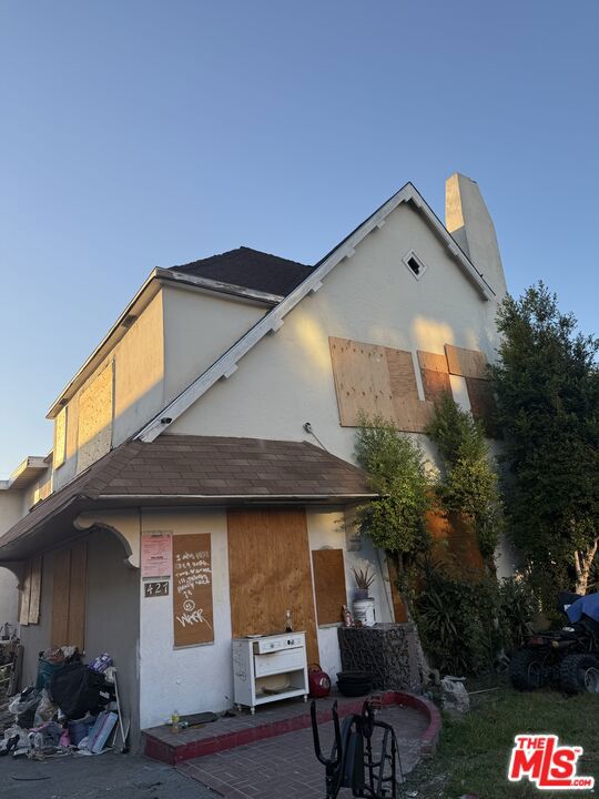 Properties 1 427 S Gramercy Place