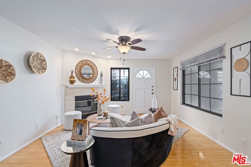 102 N Sweetzer Avenue 106