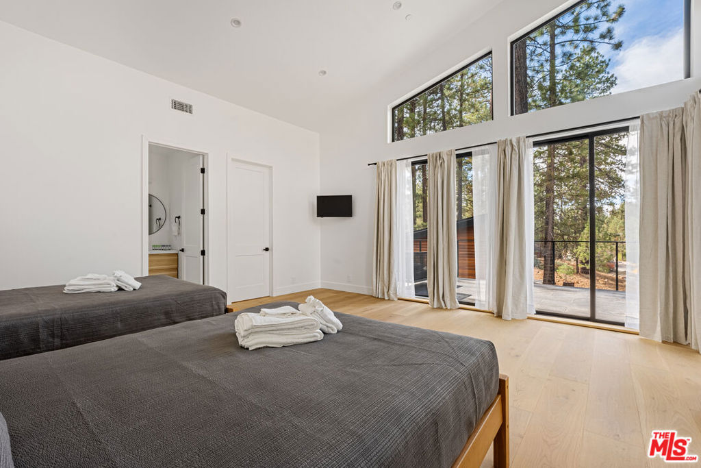 42421 Evergreen Drive