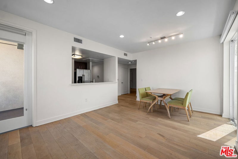 436 S Virgil Avenue 312