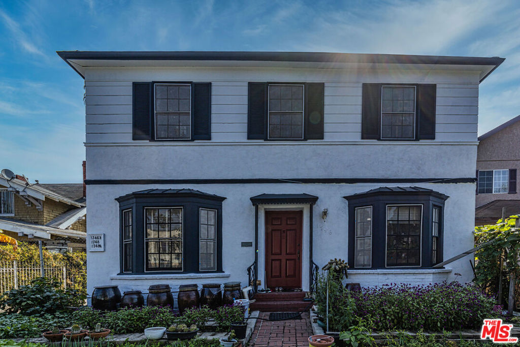 1746 Crenshaw Boulevard