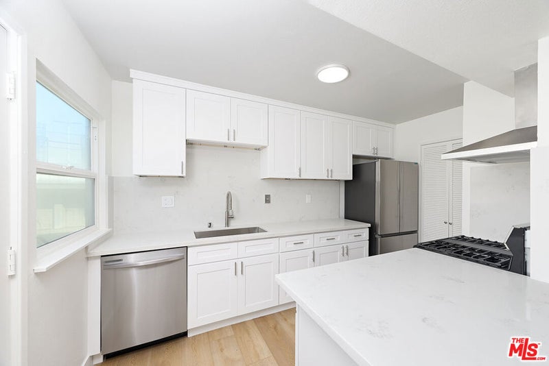3604 Kalsman Drive 2