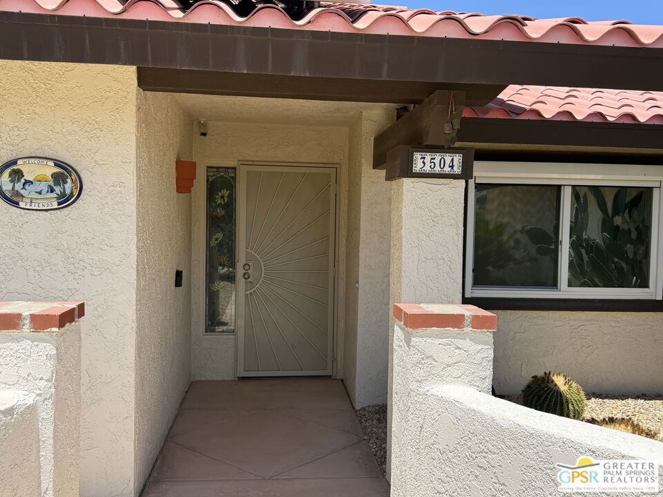 3504 Las Pampas Way
