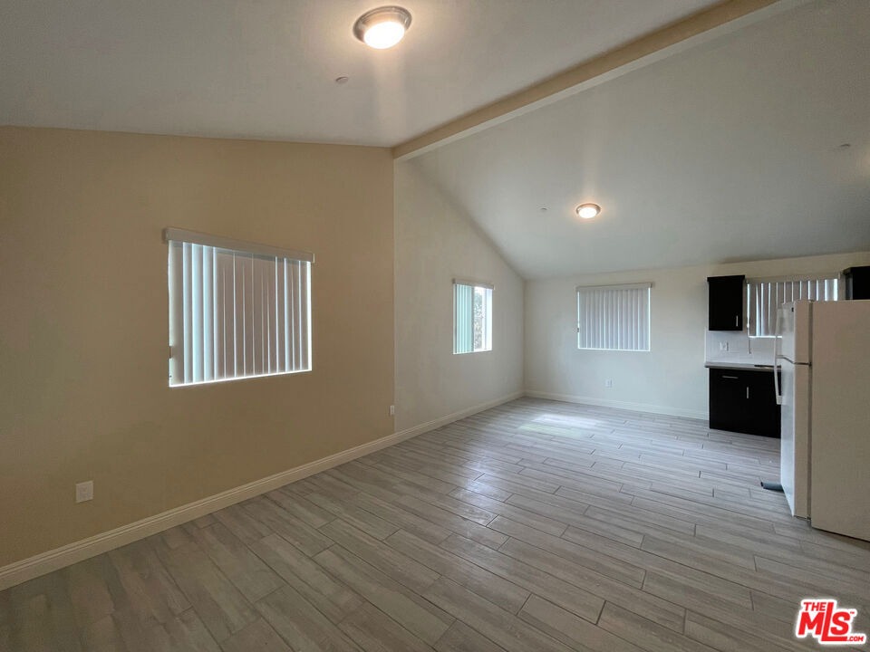 706 W 50th Street