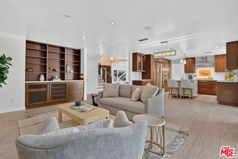 4262 Levitt Lane